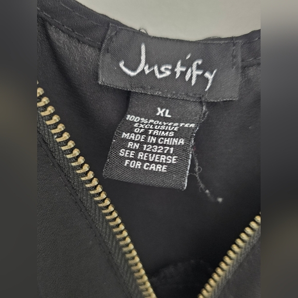 Justify Black Sleeveless Zip Front Peplum Top XL - Picture 3 of 10